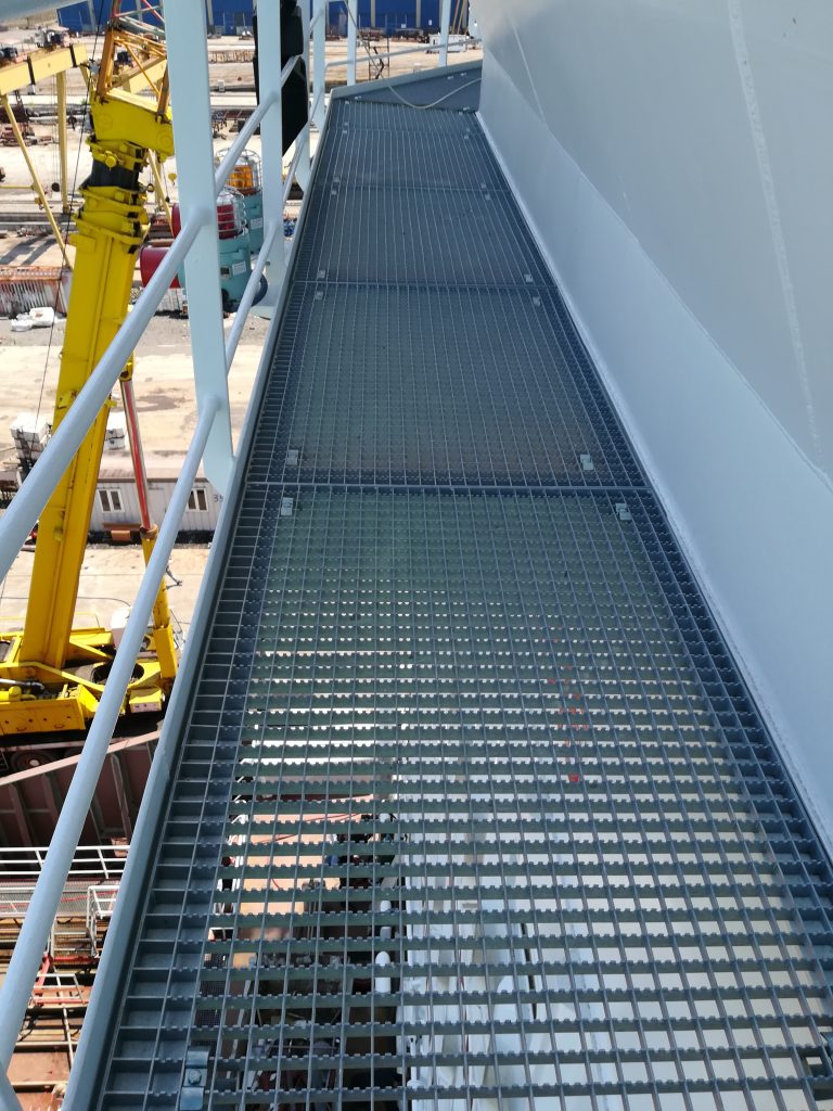 Galvanizli yürüme yolu ızgarası