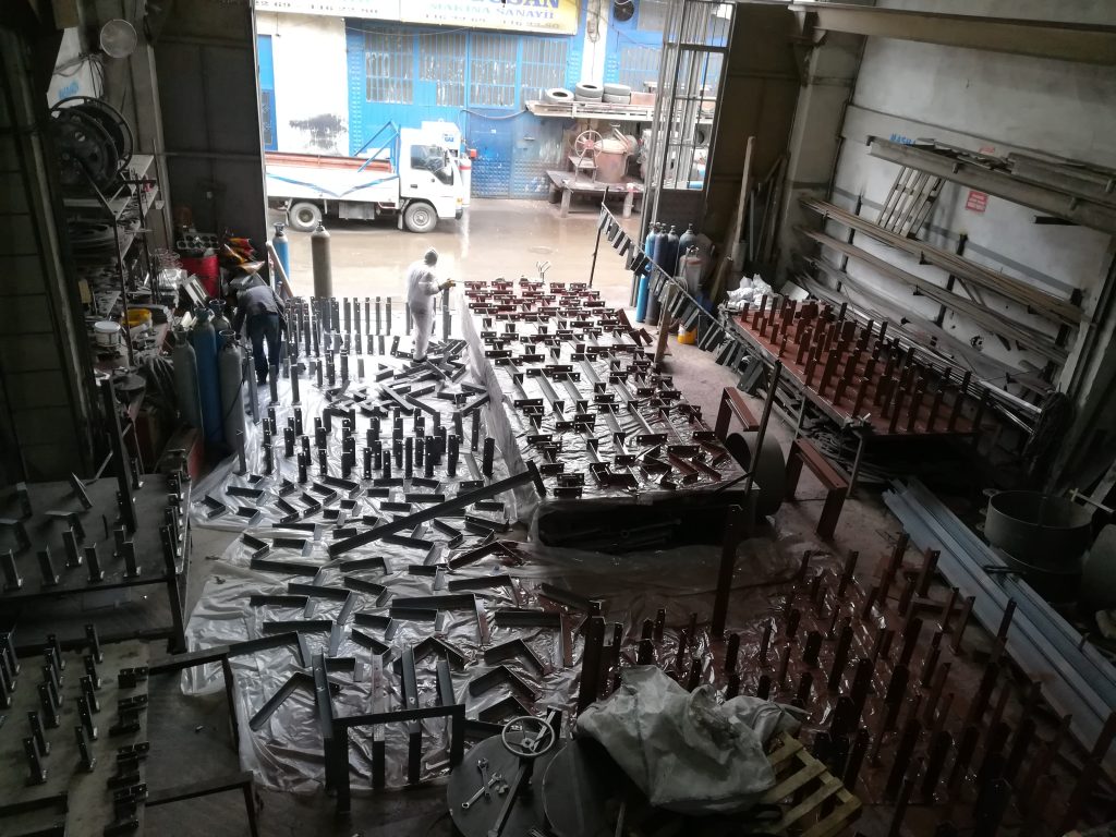 Galvanizli boru saportları