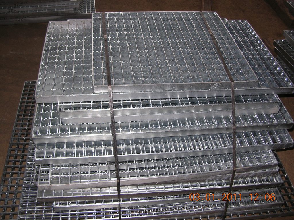 Galvanizli yürüme yolu ızgarası